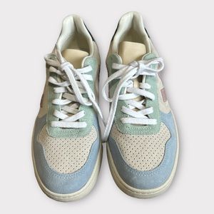 VEJA V-10 SUEDE MULTICO NATURAL BABE, EUC.